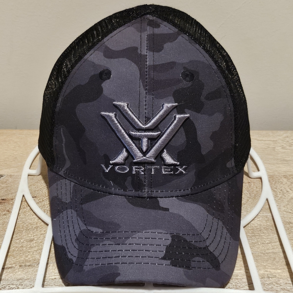 NWOT VORTEX Dark Camouflage Snapback Trucker Hat - Black & Grey